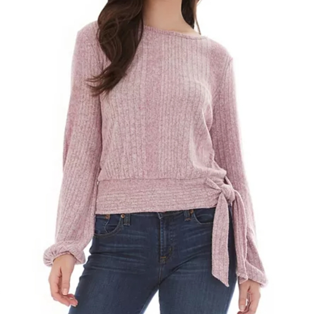 🌹 iZ Byer Side Tie Knit Top 🌹